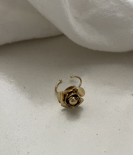 bague fleur dorée 