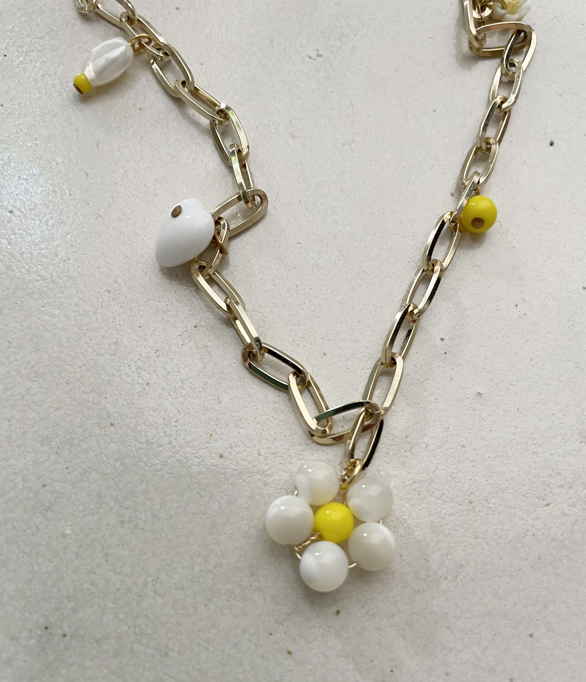collier fleur doré