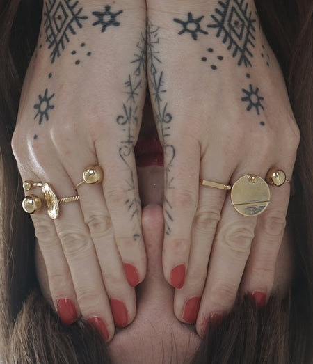 bague boule dorée