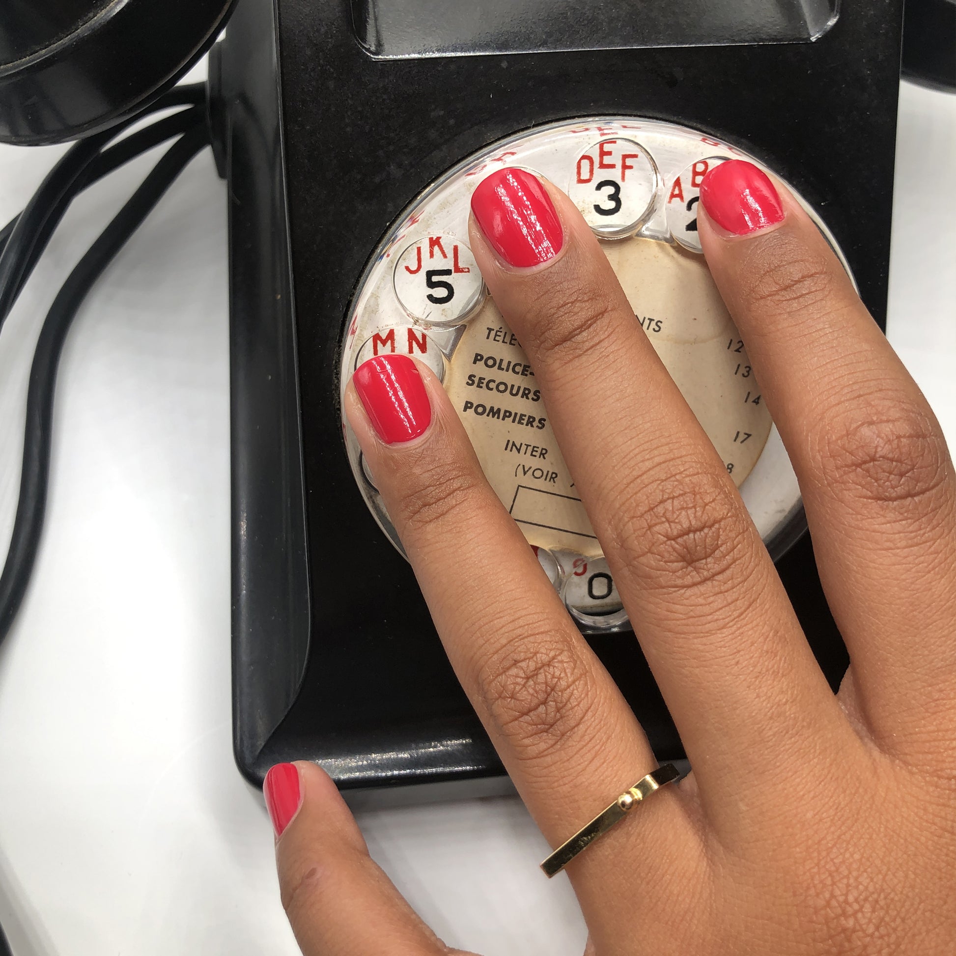 bague carrée dorée