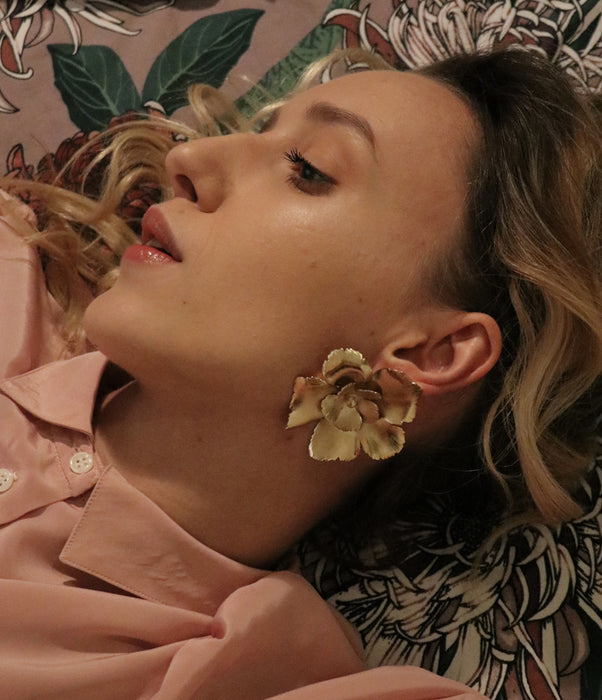 boucles d'oreilles grosses fleurs dorées bijoux