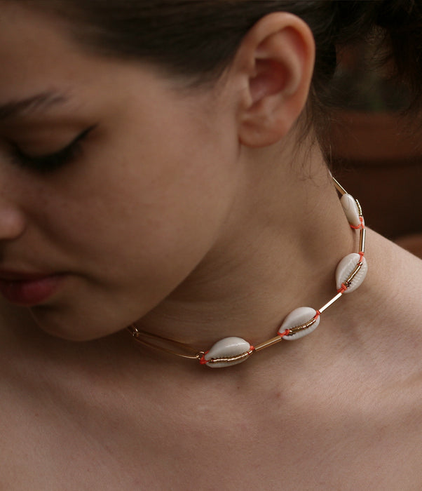 collier doré cori
